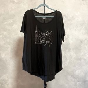 🍂🍁🍃 BUNDLE ELIGIBLE Lane Bryant black top Livi Active 22/24 Desert Dreamer